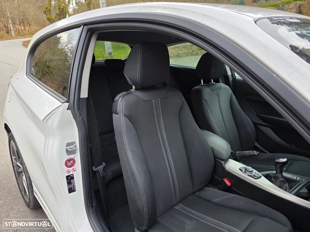 BMW 116 d EfficientDynamics Edition Sport Line - 14