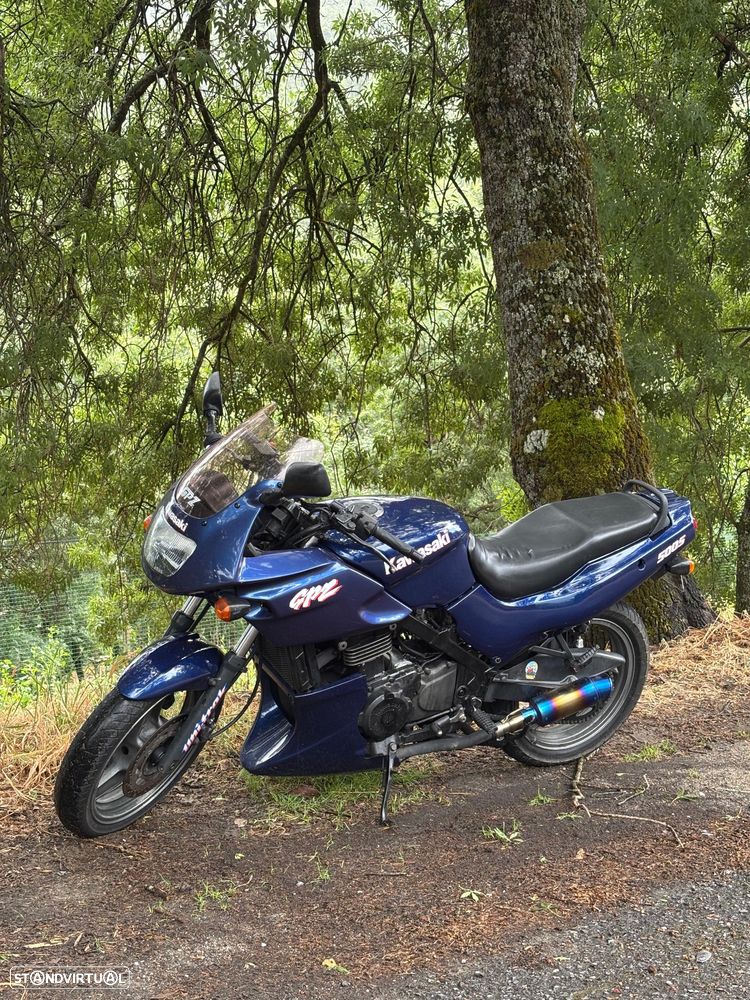Kawasaki GPZ 500s - 1
