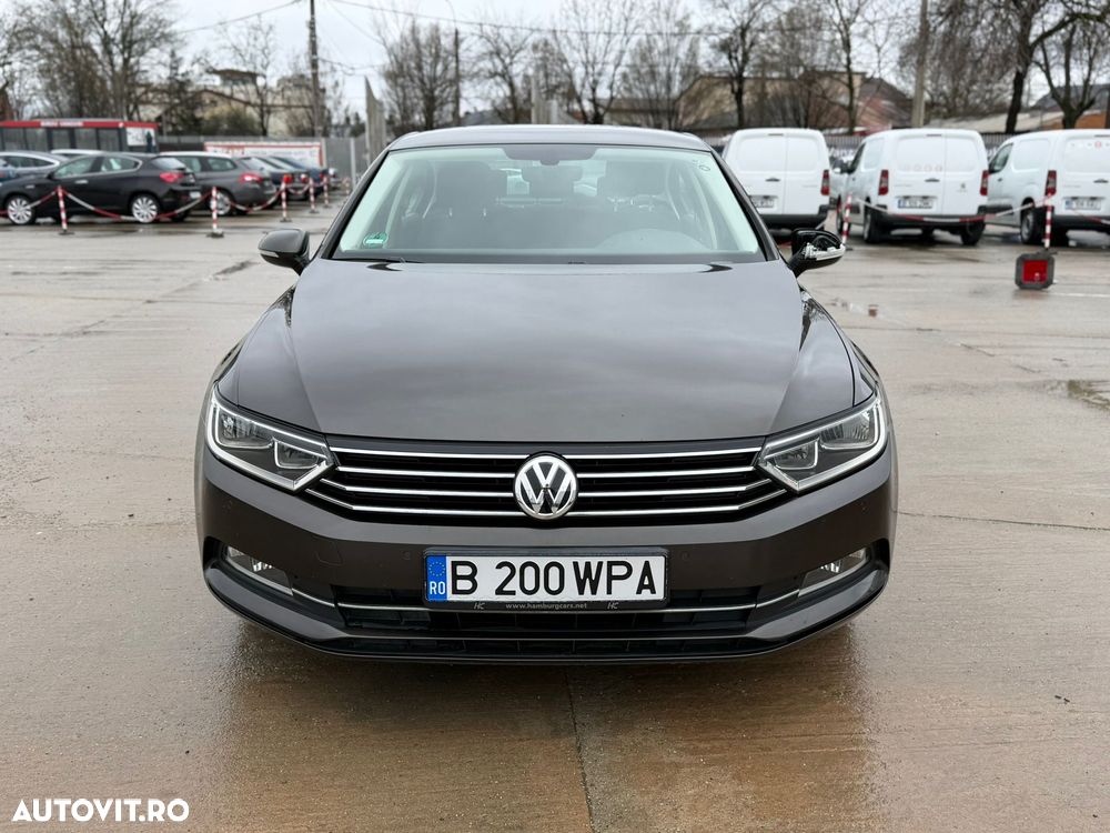 Volkswagen Passat - 5