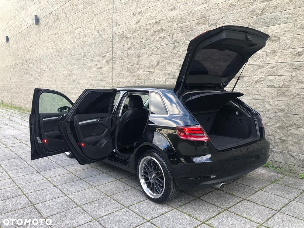 Audi A3 Sportback 1.6 TDI Ambiente - 26