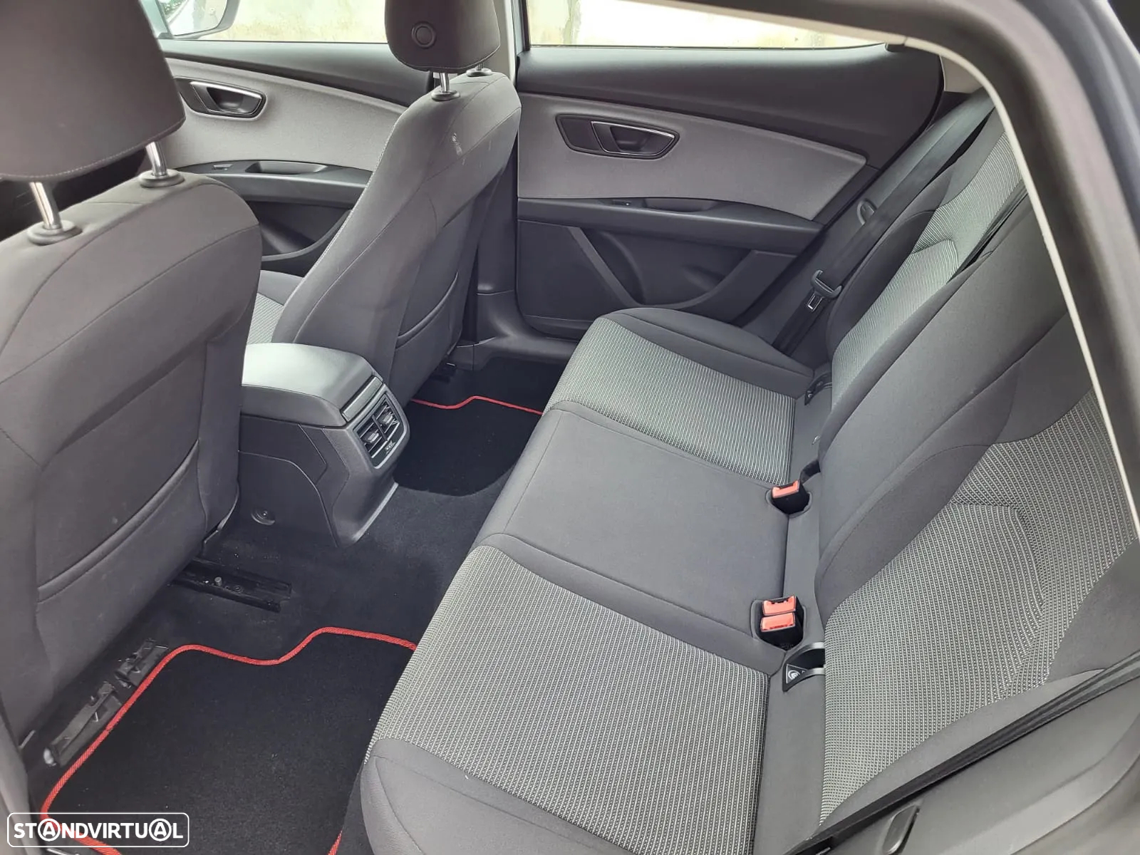 SEAT Leon 1.2 TSI S&S Style - 12