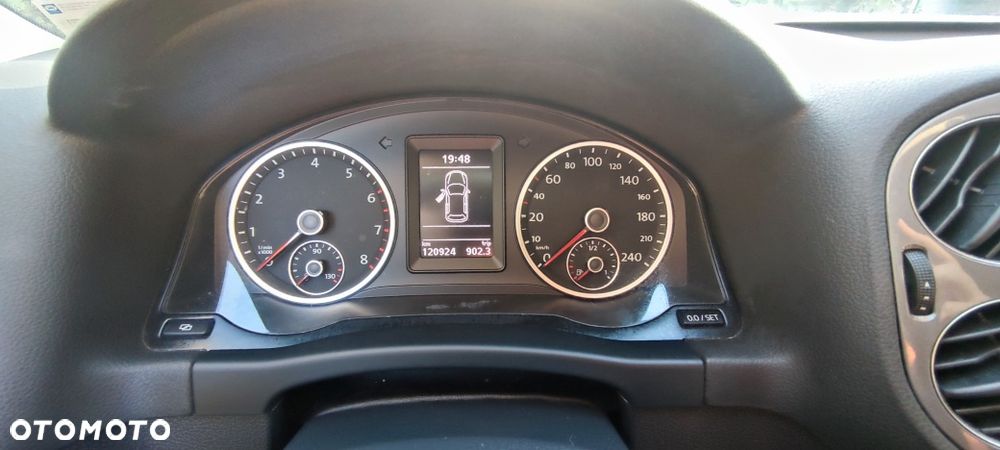 Volkswagen Tiguan - 5