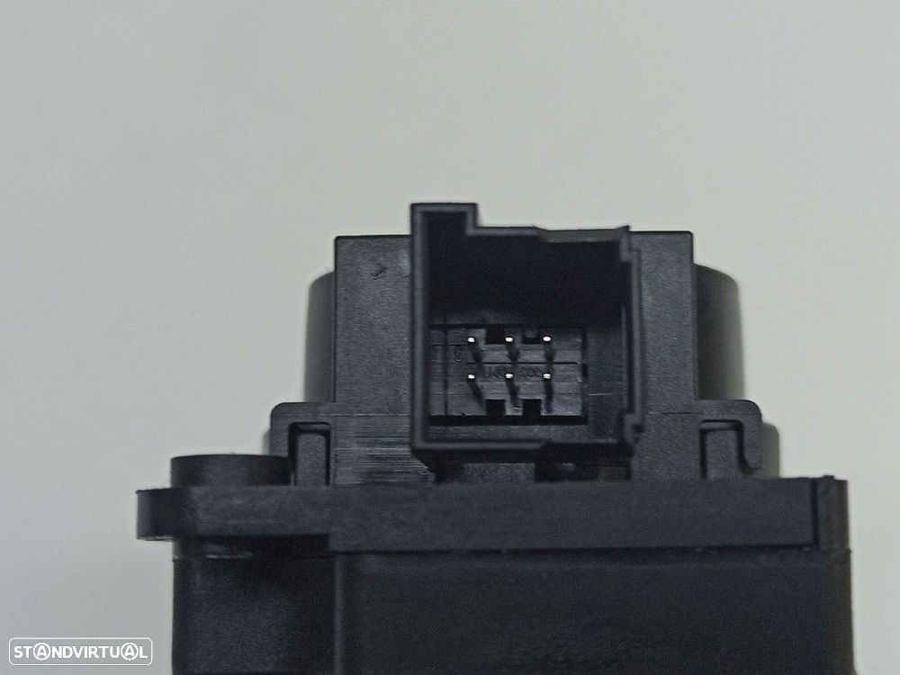 MOTOR DA ABERTURA DAS CONDUTAS DO CLIMATIZADOR PEUGEOT 208 (P2) ALLURE - 2