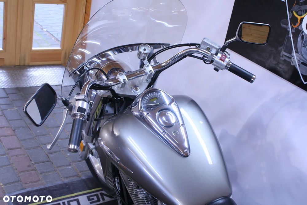 Honda VTX - 29
