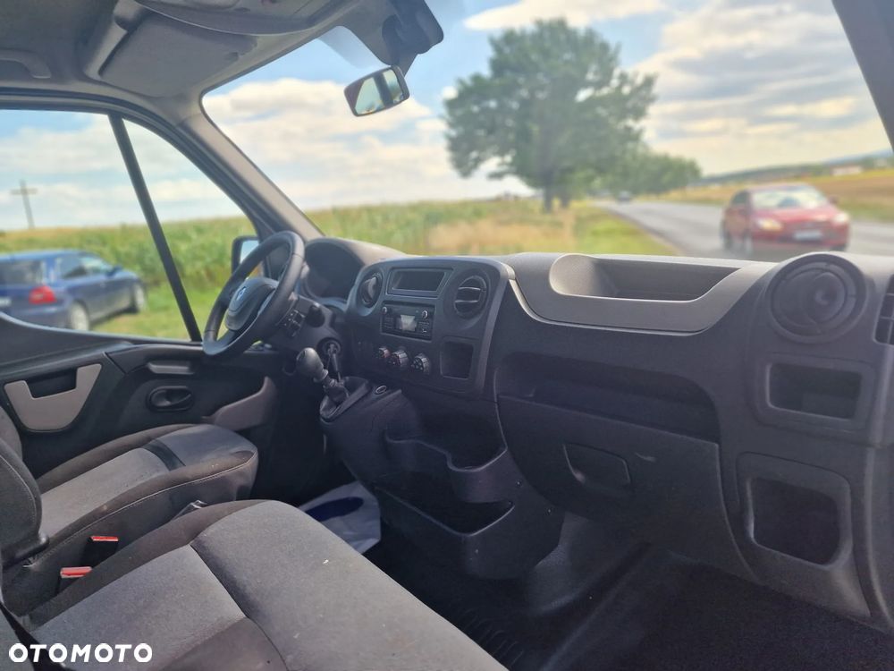 Renault Master - 15