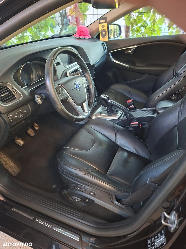 Volvo V40 D2 Summum - 8