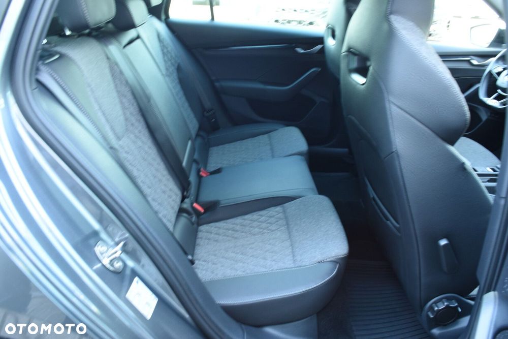 Skoda Octavia 1.5 TSI mHEV Sportline DSG - 34