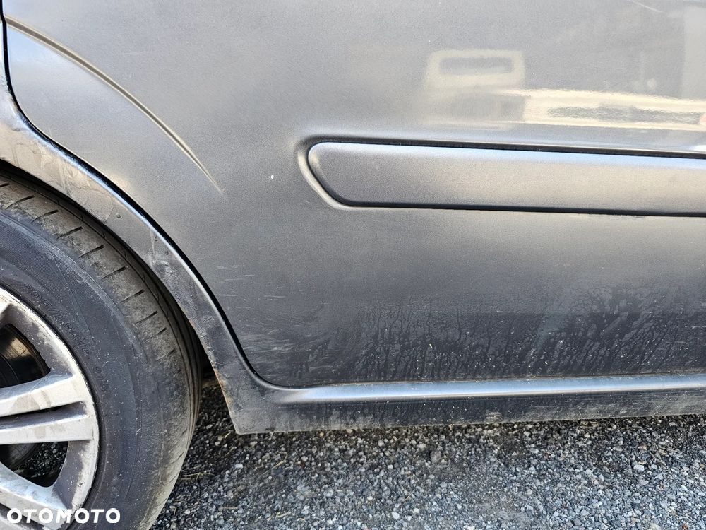 DRZWI PRAWY TYŁ TYLNE PRAWE OPEL ZAFIRA B Z177 - 16