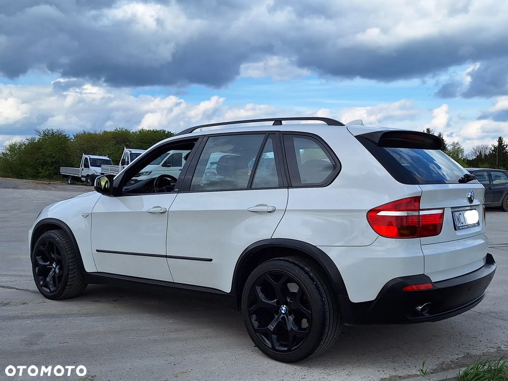 BMW X5 xDrive35d - 16