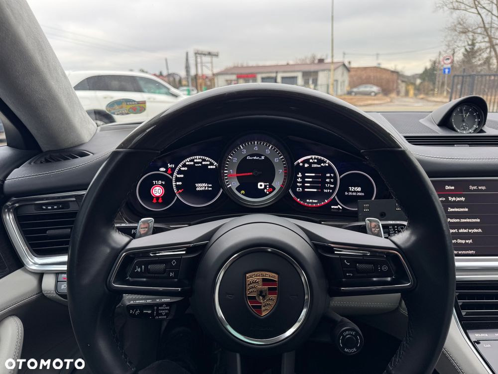 Porsche Panamera Turbo S Executive - 14
