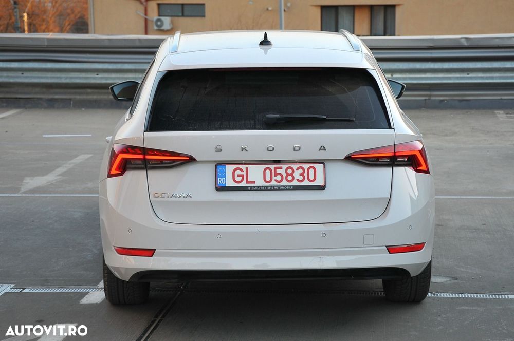 Skoda Octavia 2.0 TDI DSG Tour - 17