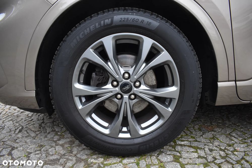 Ford Kuga 1.5 EcoBoost ST-LINE X - 39