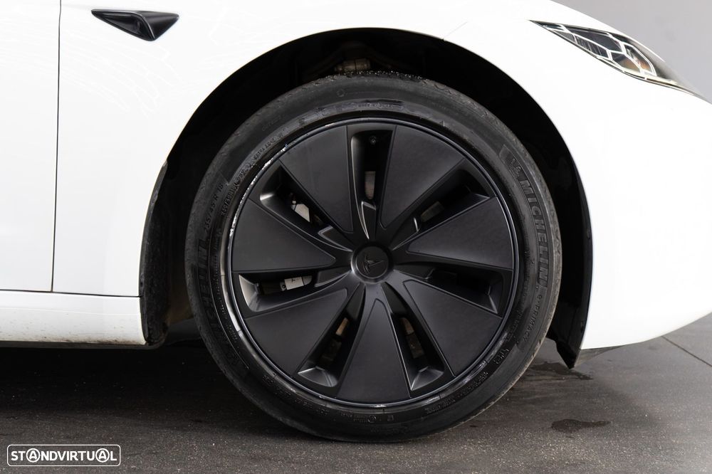 Tesla Model 3 Standard RWD Plus - 13