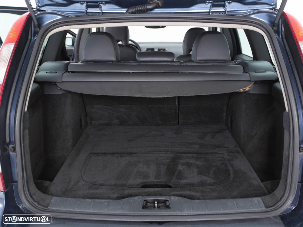 Volvo V50 - 11