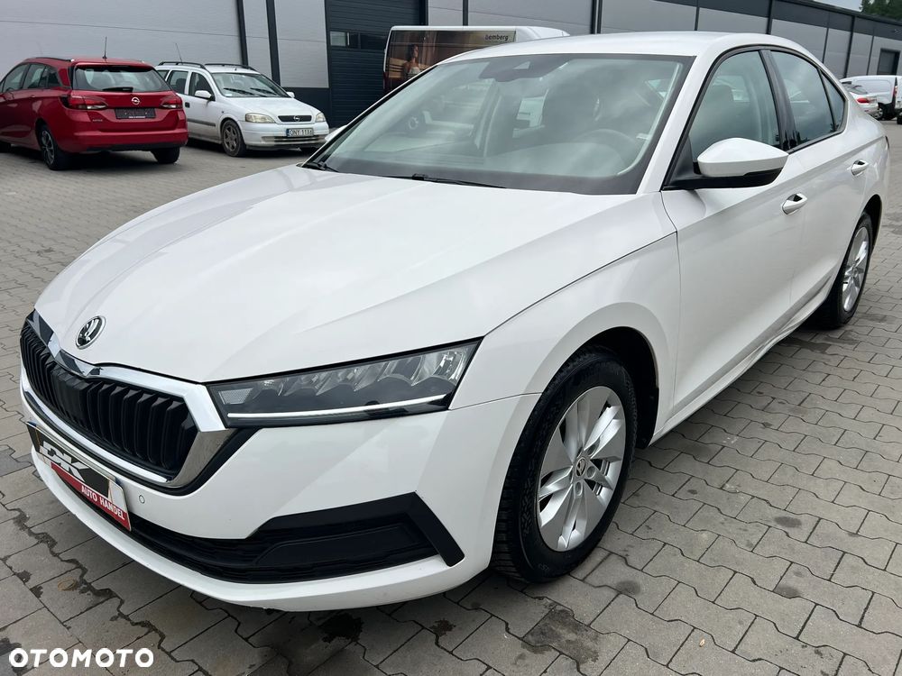 Skoda Octavia 2.0 TDI DSG Ambition - 1