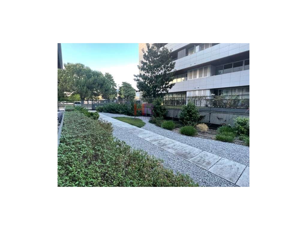 Quinta das Nogueiras Coimbra Vende-se T2 com garagem e elevador. - Grande imagem: 5/27