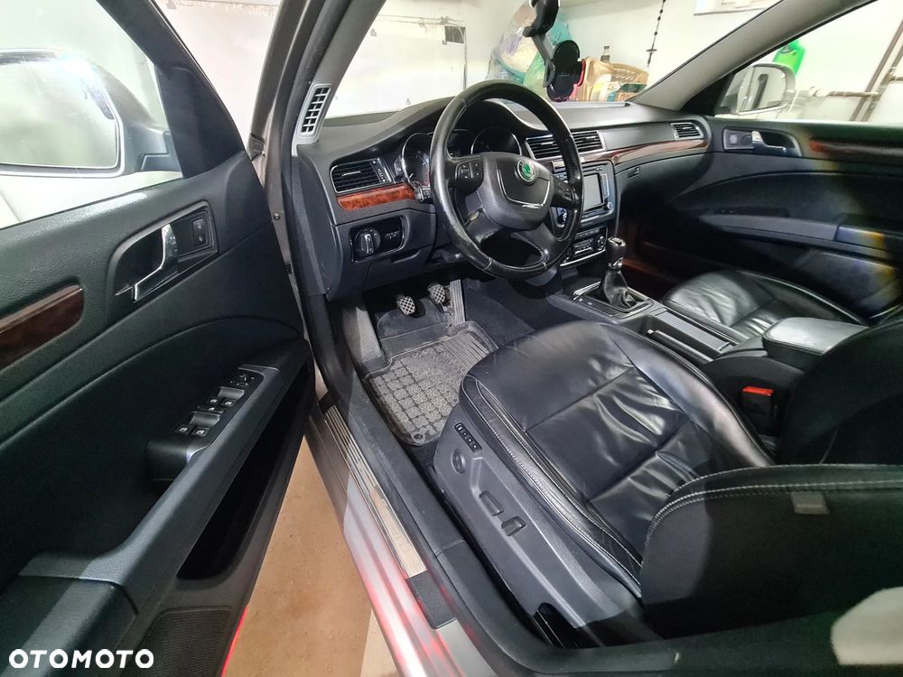 Skoda Superb 1.8 TSI Elegance - 11