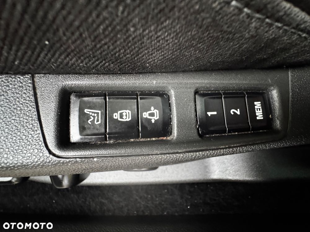 Opel Astra 1.6 D Start/Stop Innovation - 8