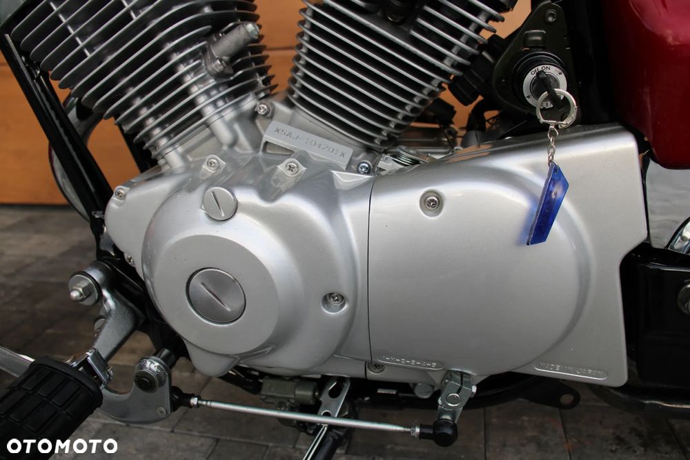 Yamaha XV - 6