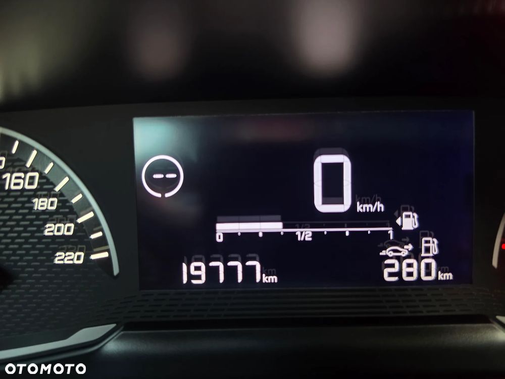 Peugeot 2008 PureTech 100 Stop&Start Active - 17