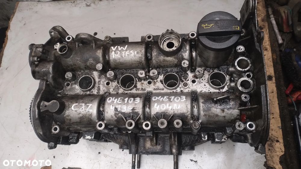 VW SEAT SKODA 1,2TSI CJZ głowica 04E103404N  04E103404T  pokrywa wałki 04E103479G - 2