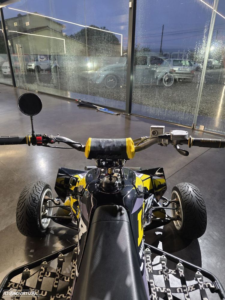 Suzuki LT-R 450 - 4