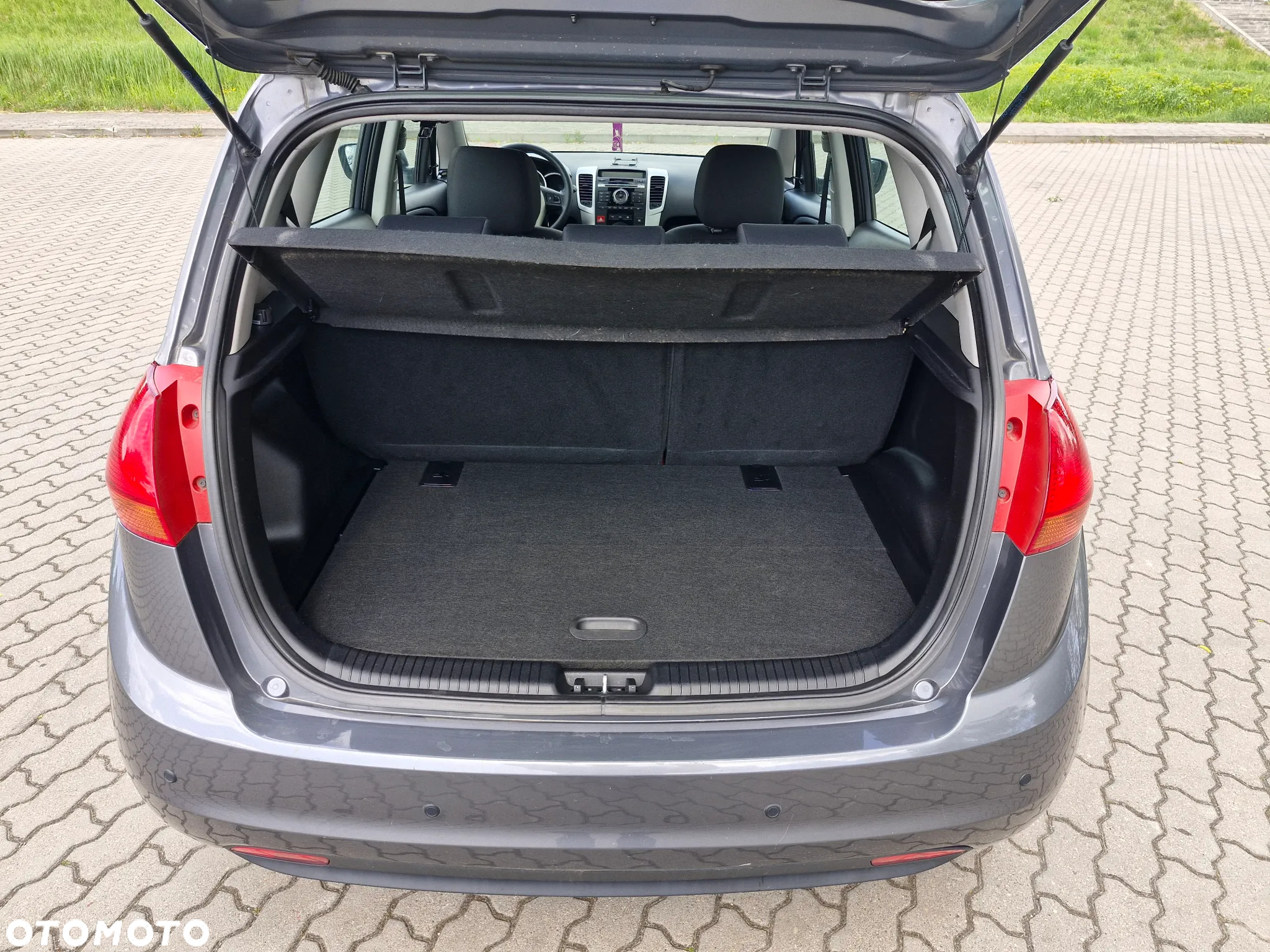 Kia Venga 1.4 CVVT Attract - 20