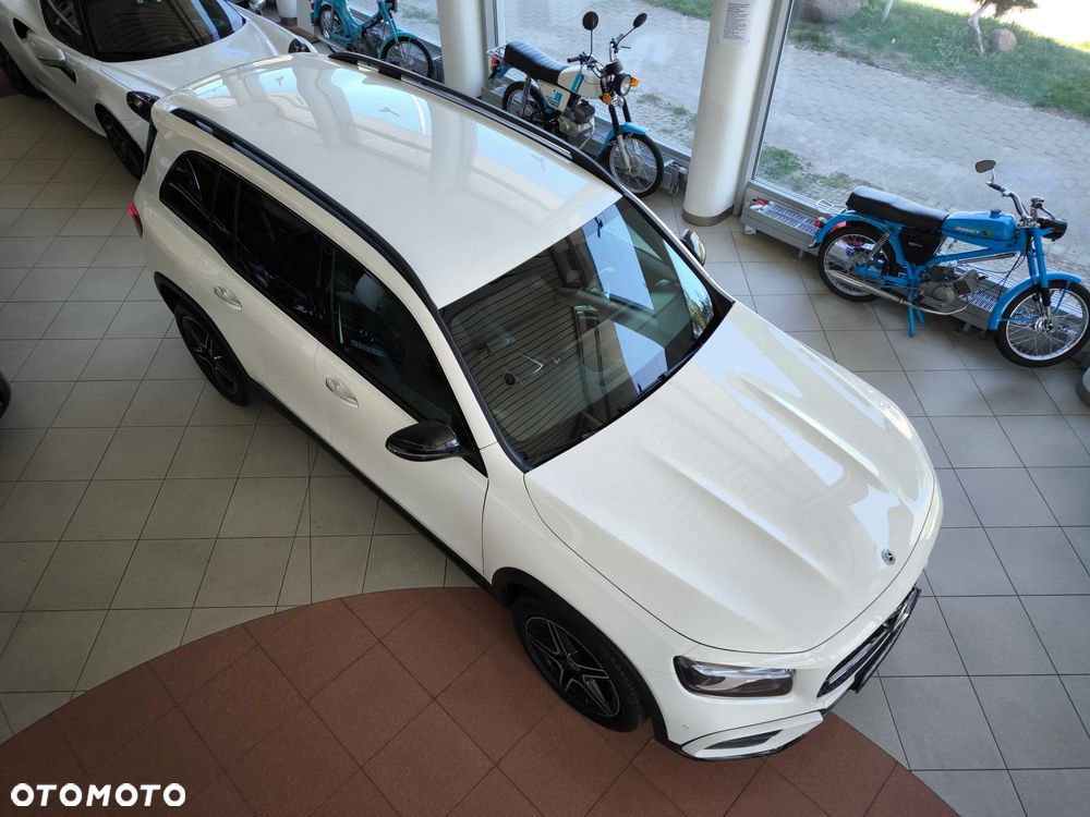 Mercedes-Benz GLB 200 AMG Line 7G-DCT - 3
