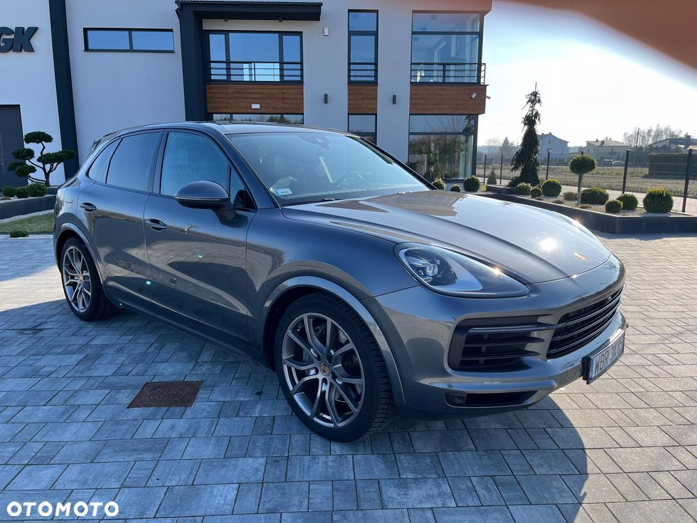 Porsche Cayenne S - 1