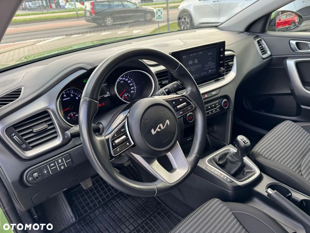 Kia XCeed 1.5 T-GDI M - 9