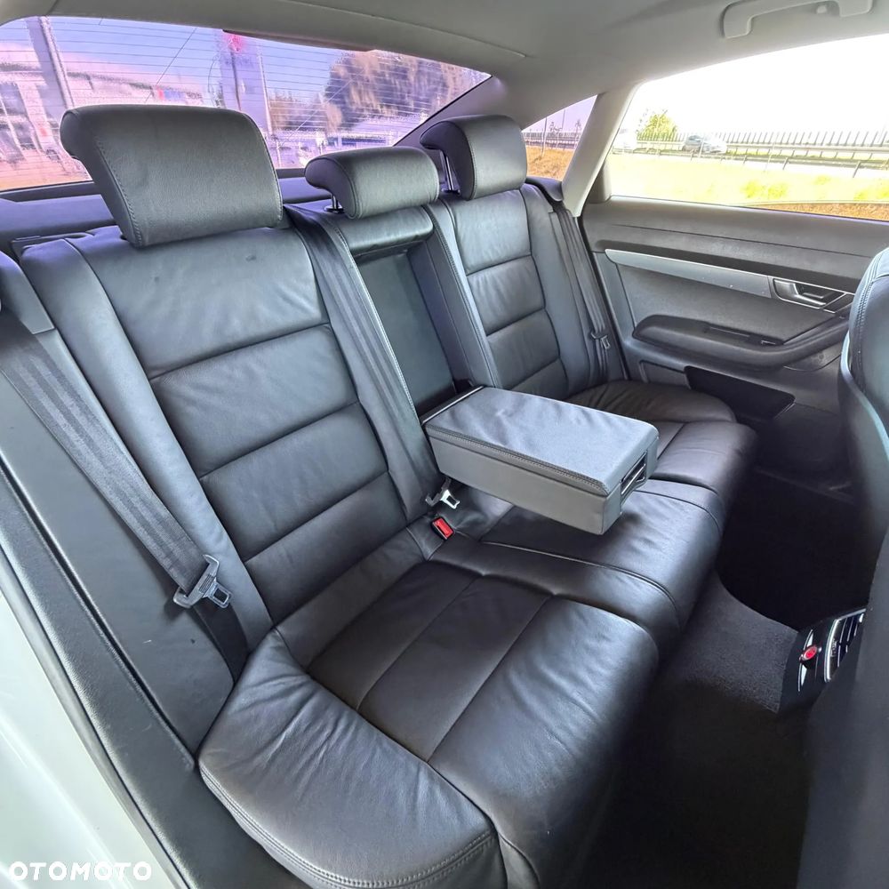 Audi A6 Limousine 3.0 TDI DPF quattro tiptronic - 12