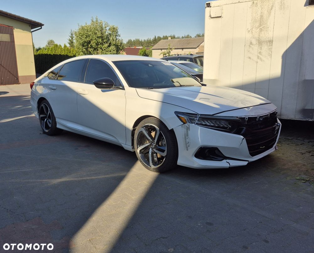 Honda Accord - 1