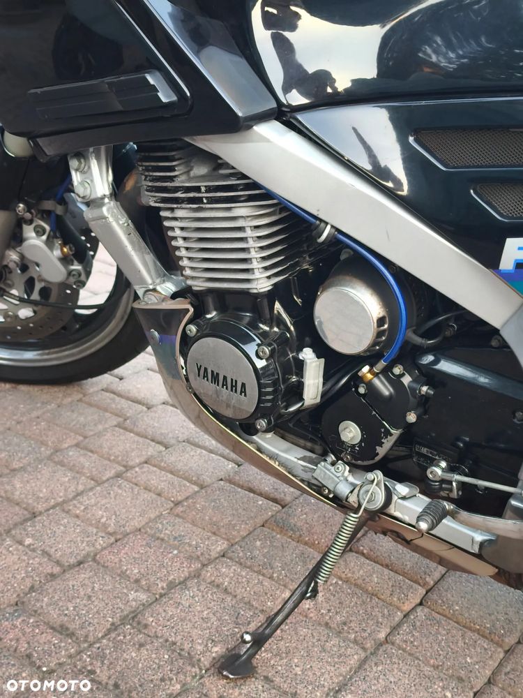 Yamaha FJ - 30