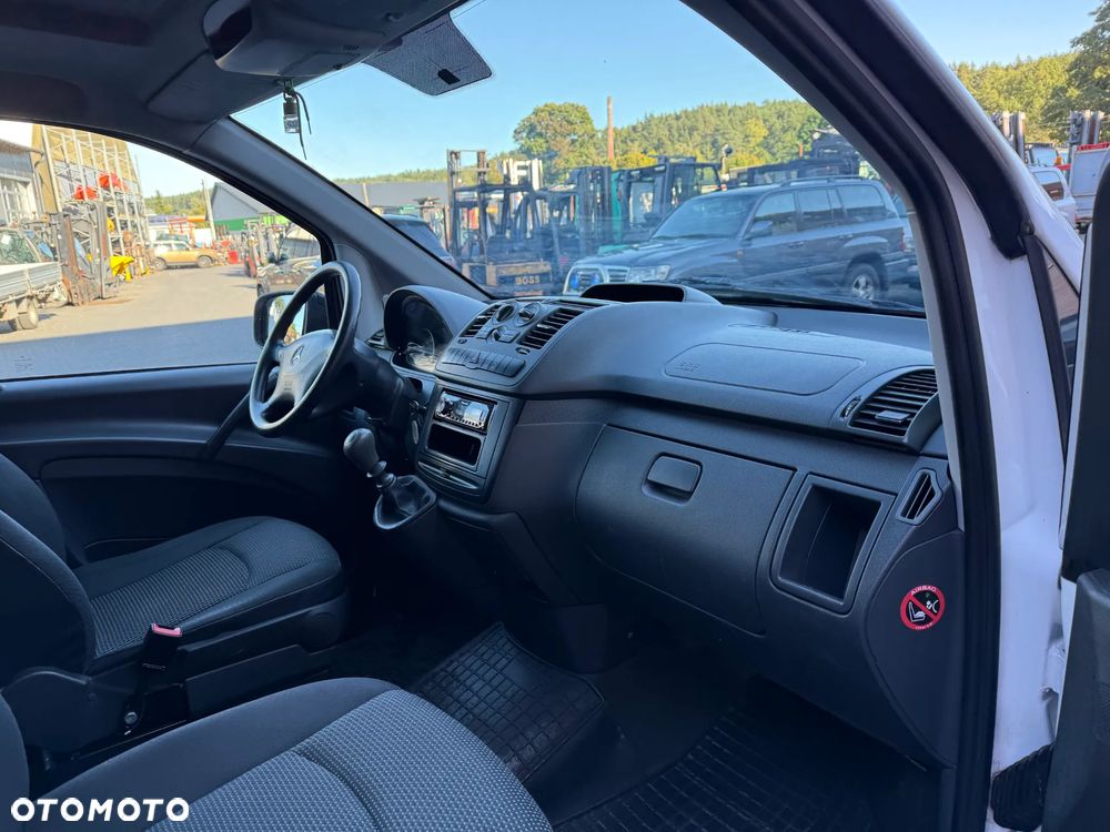 Mercedes-Benz Vito - 24
