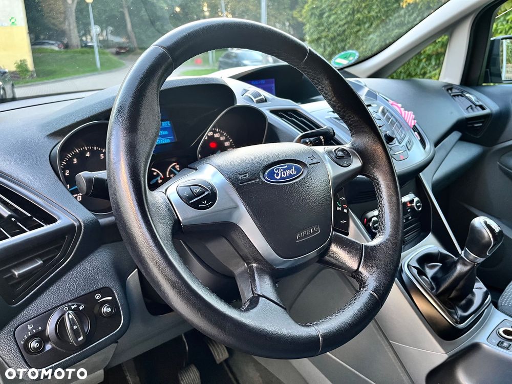 Ford C-MAX 1.6 Ti-VCT Champions Edition - 13