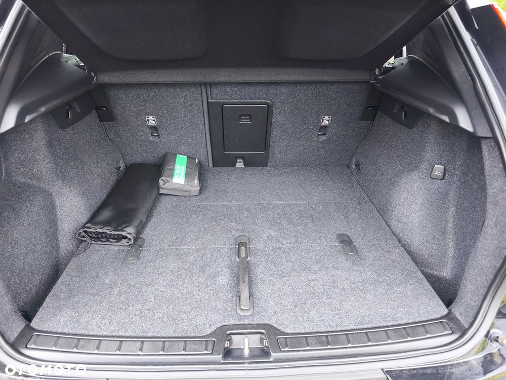 Volvo XC 40 B4 B R-Design - 20