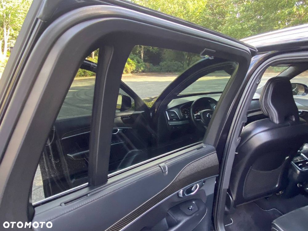 Volvo XC 90 T5 GPF AWD R-Design 7os - 32