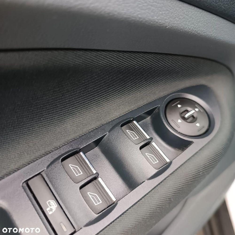 Ford C-MAX 1.6 TDCi Titanium - 6