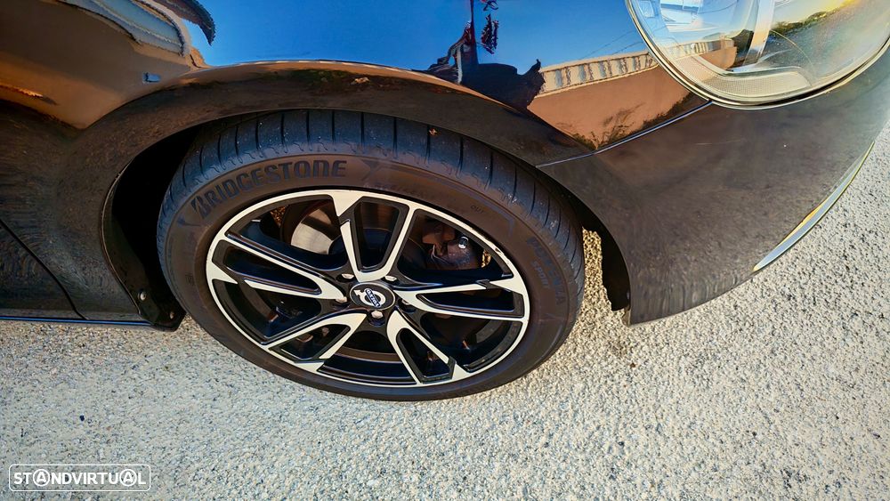 Volvo V40 1.6 D2 Eco Kinetic - 15