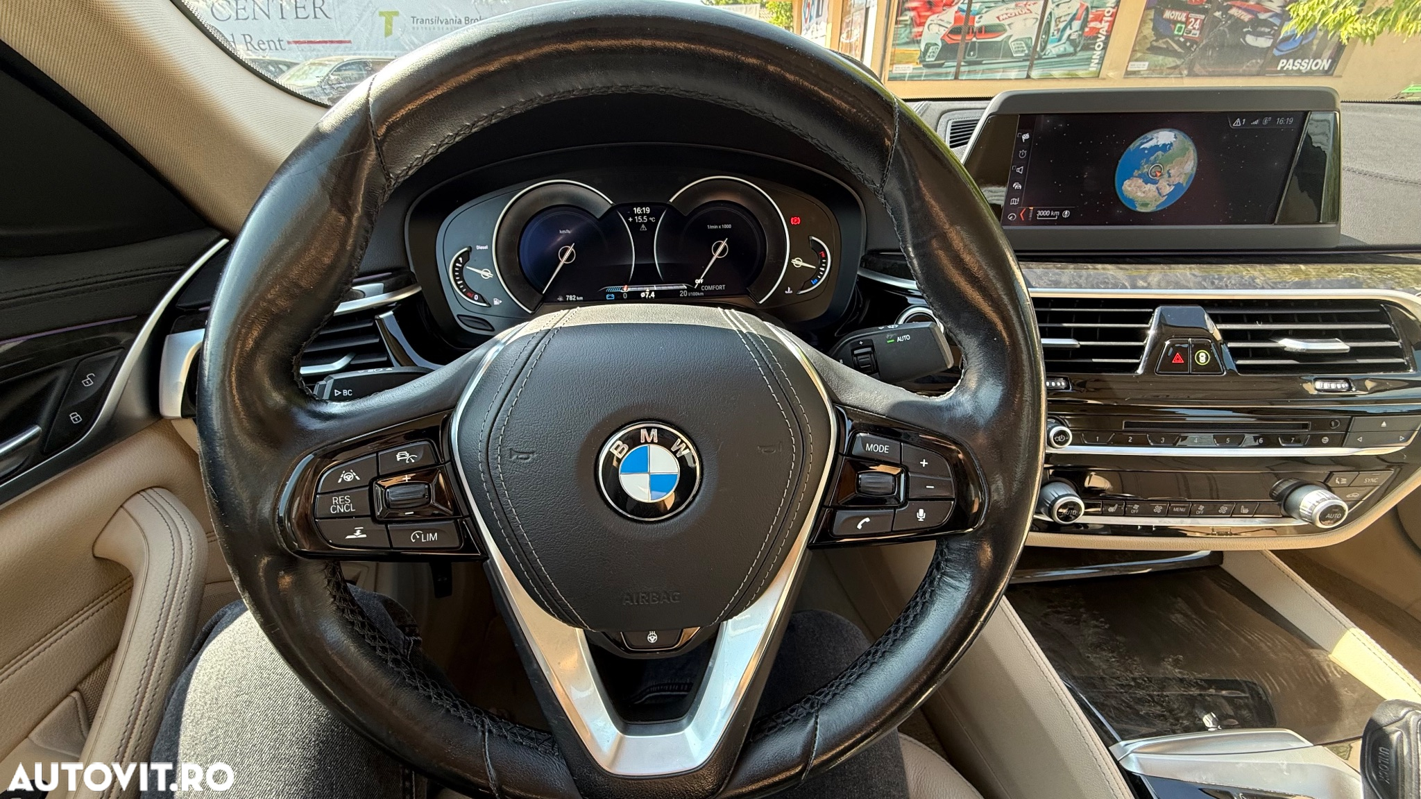 BMW Seria 5 520d xDrive AT - 12