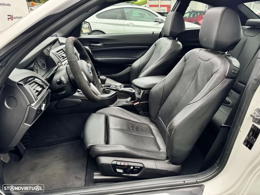 BMW M235i Coupe - 16