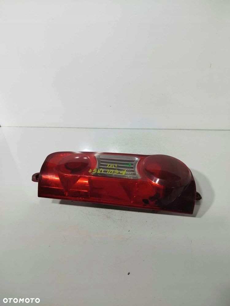 LAMPA LEWA TYLNA CITROEN BERLINGO II PARTNER 08-12 - 4