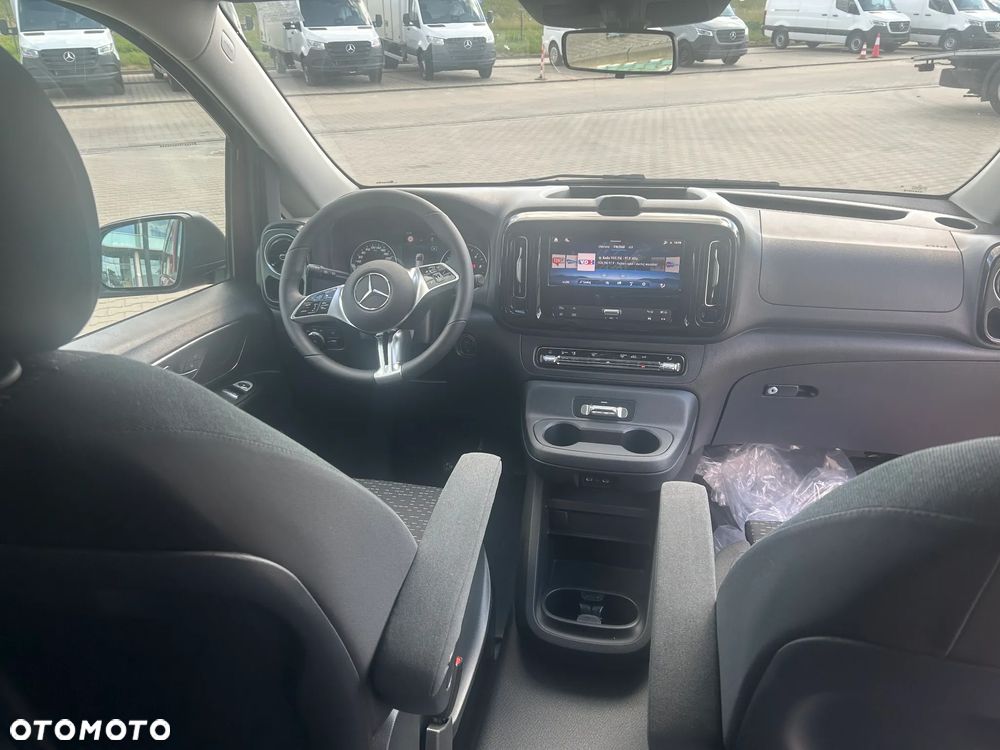 Mercedes-Benz Vito Tourer - 9