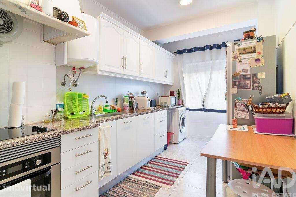 Apartamento T1 em Amora - Grande imagem: 5/16