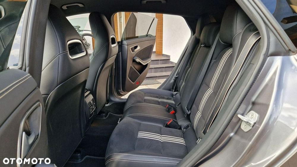 Mercedes-Benz CLA - 15