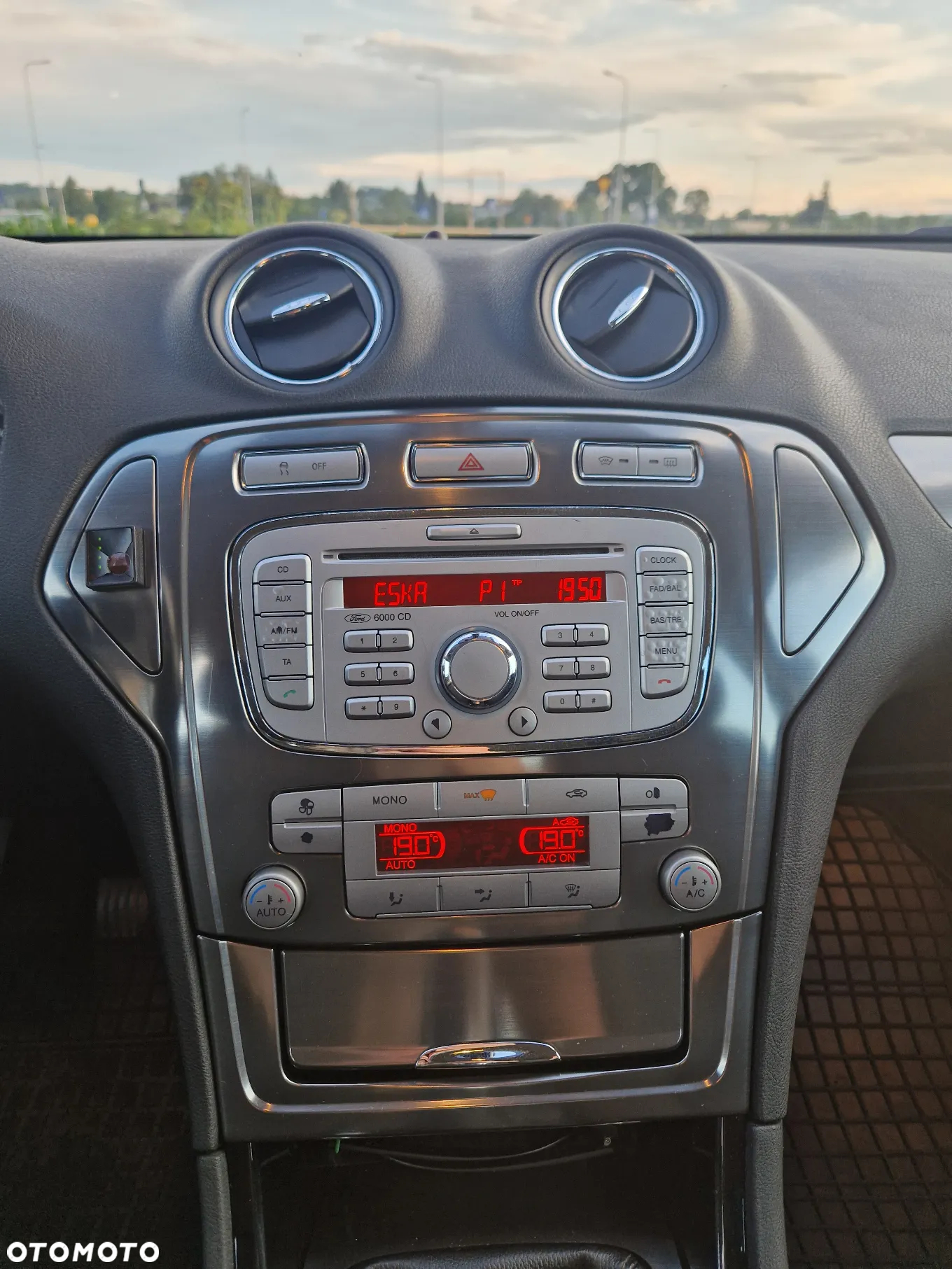 Ford Mondeo 2.0 Titanium - 20