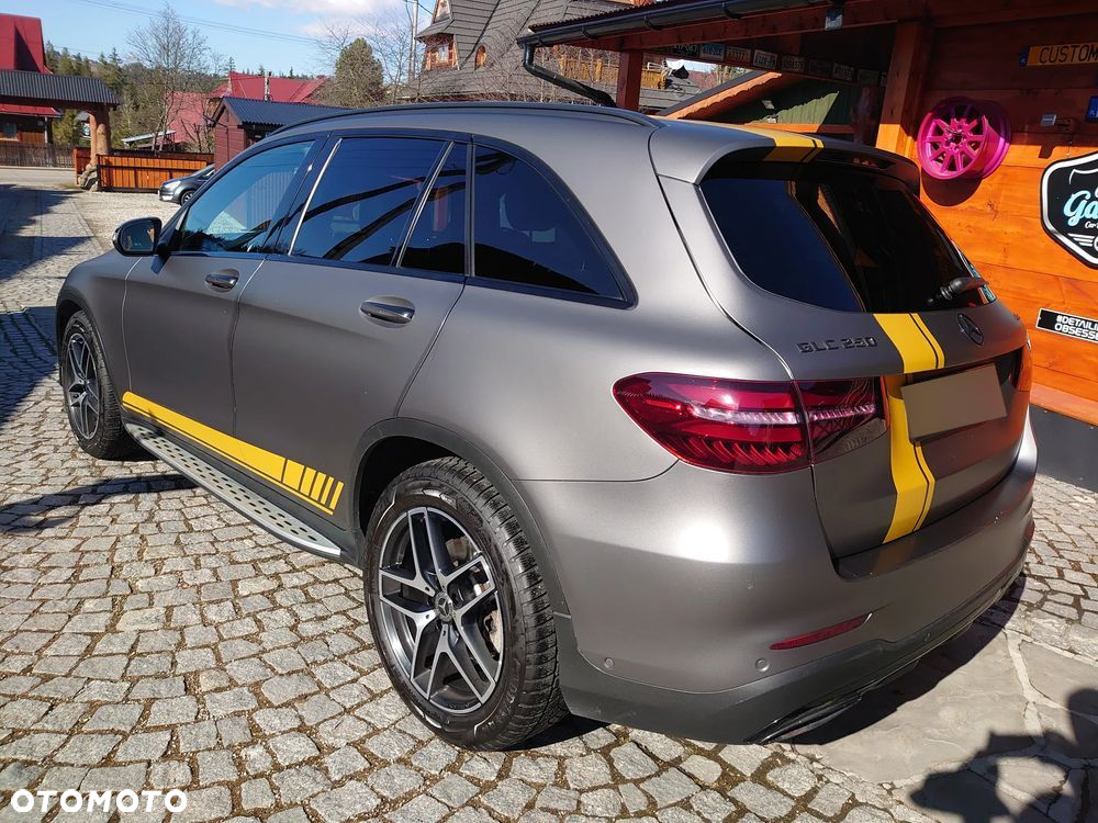 Mercedes-Benz GLC 250 4-Matic - 8