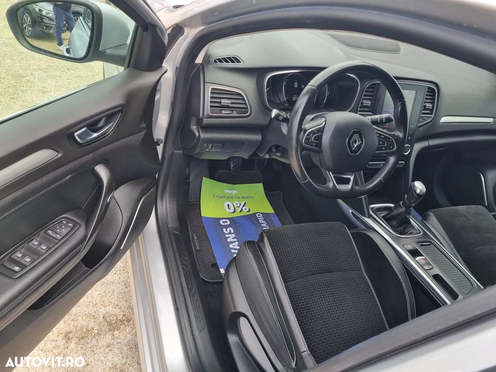 Renault Megane Blue dCi 116 Intens - 10