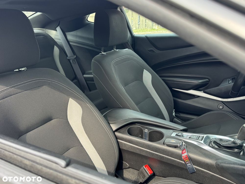 Chevrolet Camaro - 16