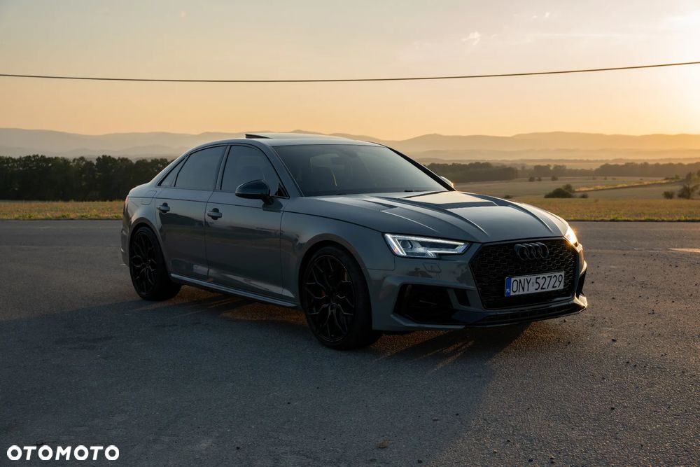 Audi S4 Limousine - 24